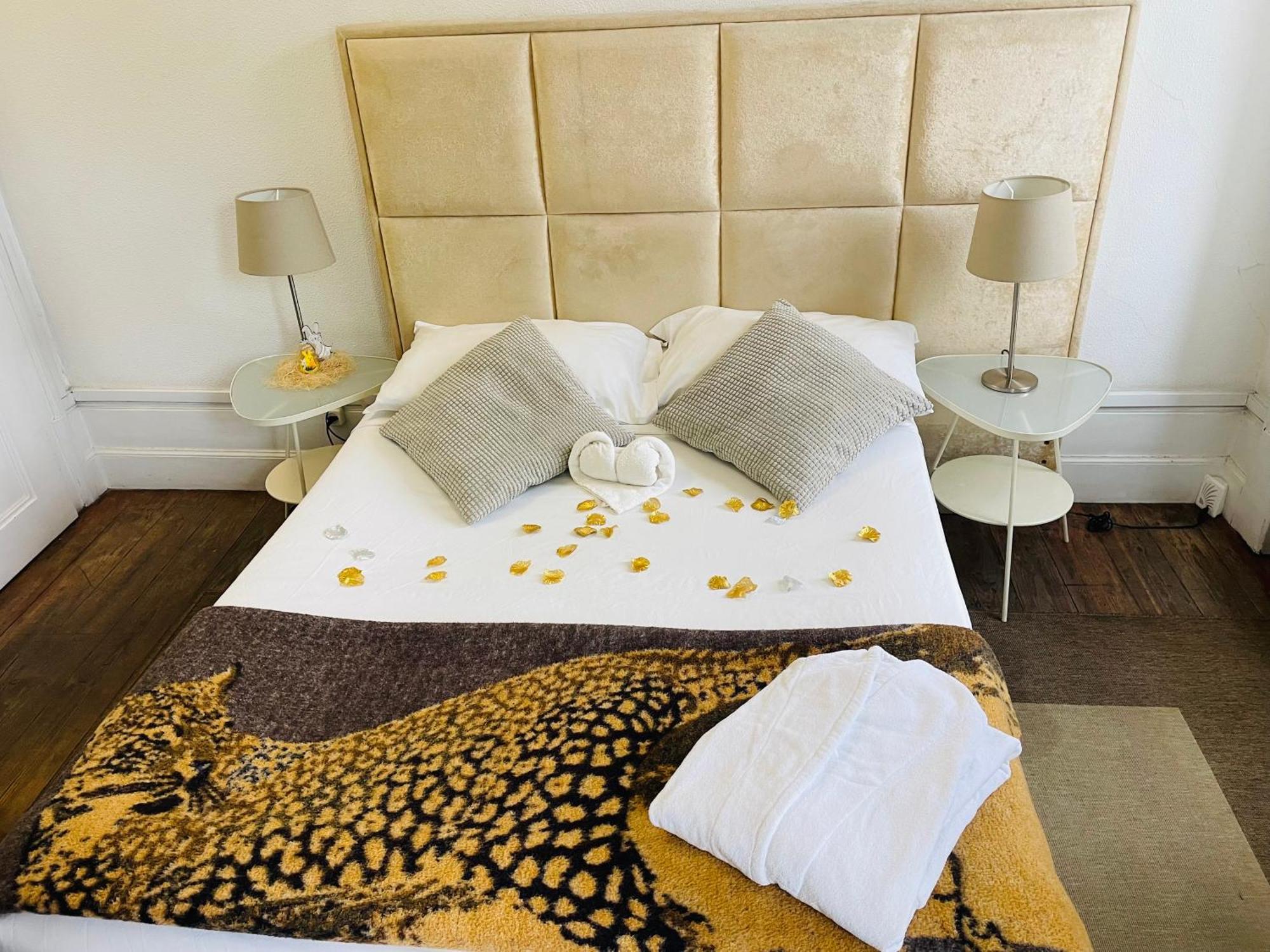 Ww Hostel & Suites Коїмбра Екстер'єр фото