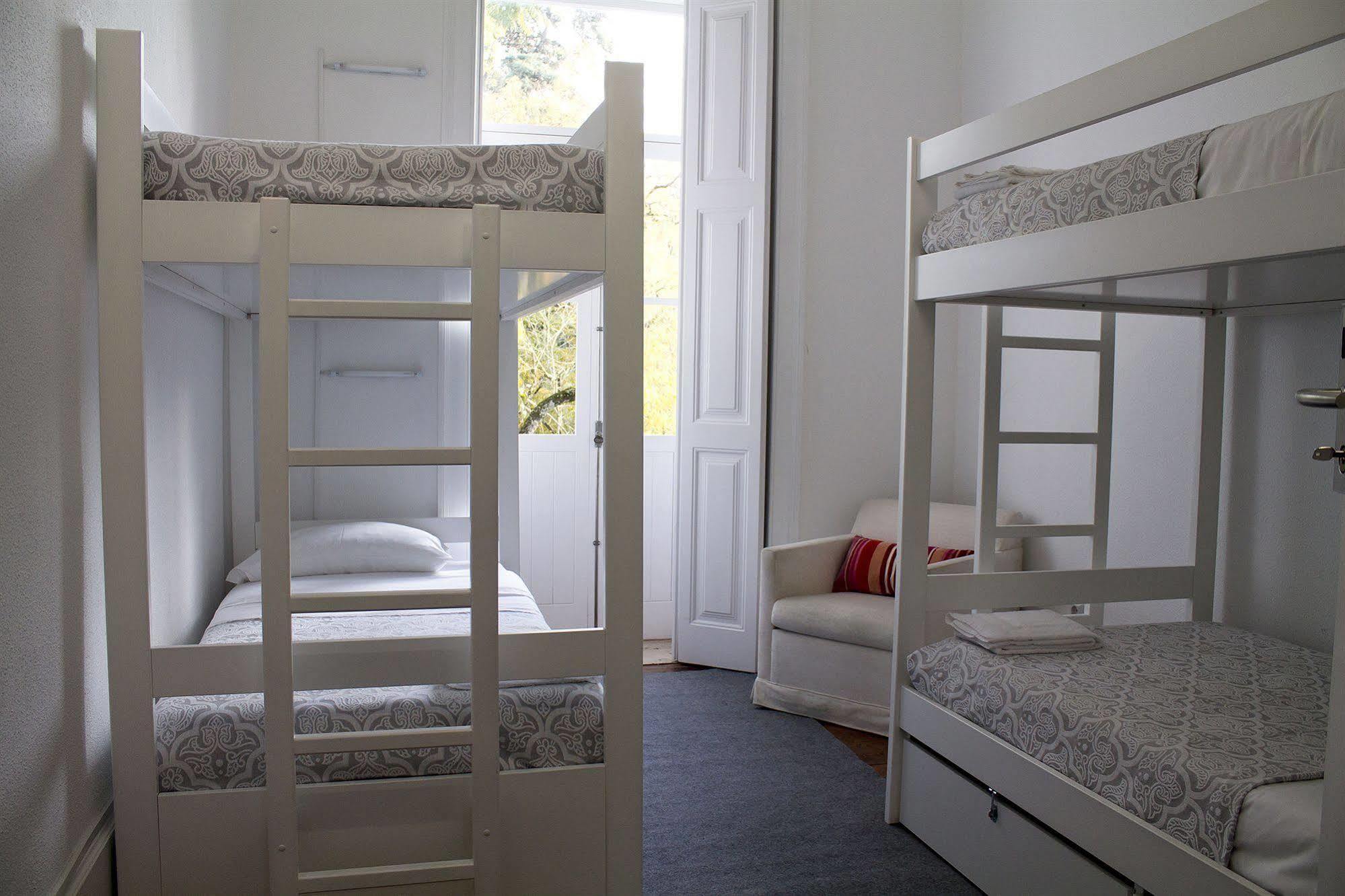 Ww Hostel & Suites Коїмбра Екстер'єр фото